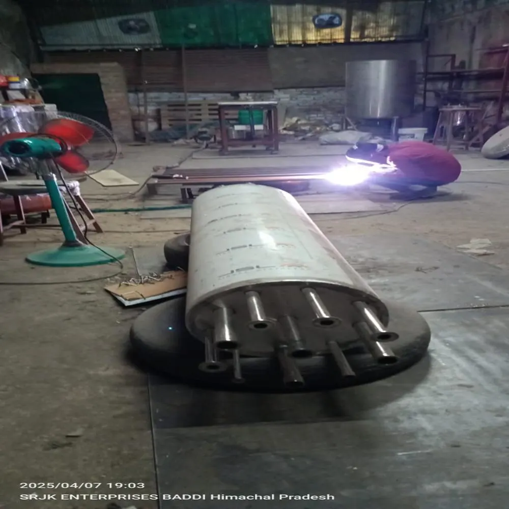 Stainless Steel Pendant Tank – Durable Industrial Storage Solution